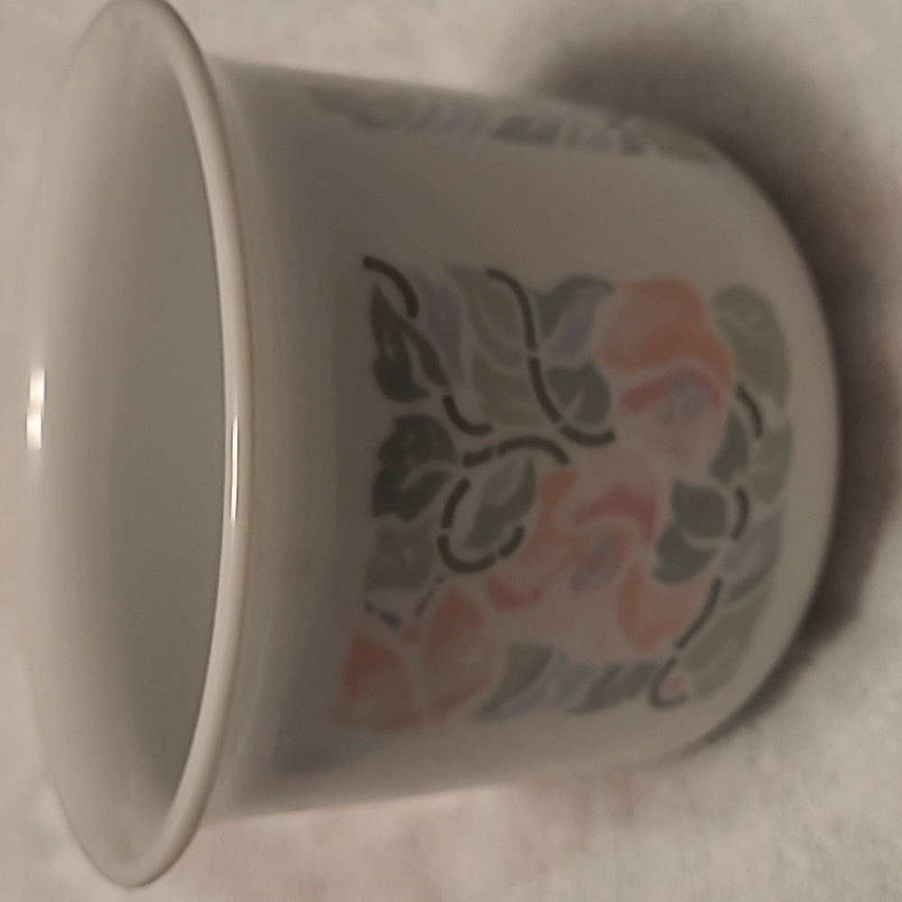 Anais Anais Flower Pot